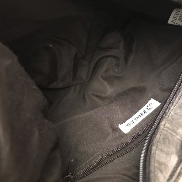 St. John’s Bay Leather Shoulder Bag - Picture 7 of 8